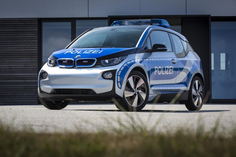  BMW i3 Polizei Streifenwagen (I01) 2015 года  (фото 2 из 7)